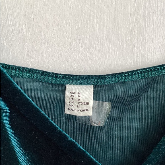 Velour green cocktail dress size M - Picture 4 of 9